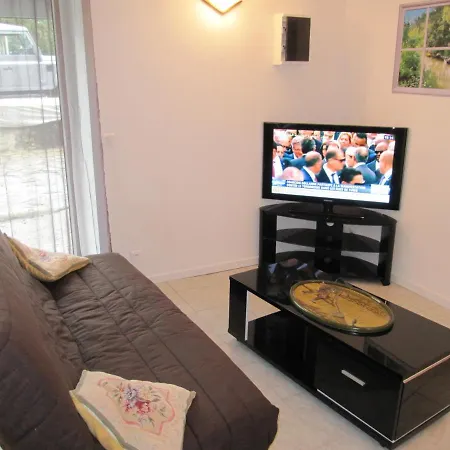 Perche, Fish And Holiday home